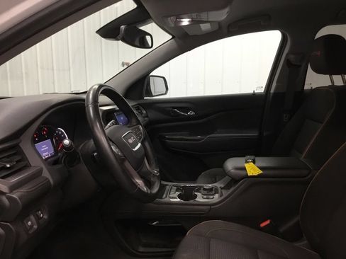Used 2023 GMC Acadia AT4 w/ Trailering Package AWD/4WD image 5