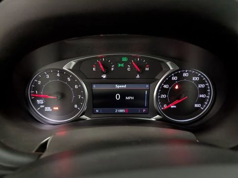 Used 2024 GMC Terrain SLT w/ Elevation Edition AWD/4WD image 15