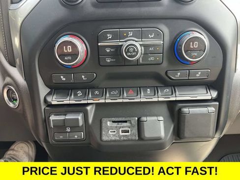 Used 2019 Chevrolet Silverado 1500 LT w/ All-Star Edition AWD/4WD image 34
