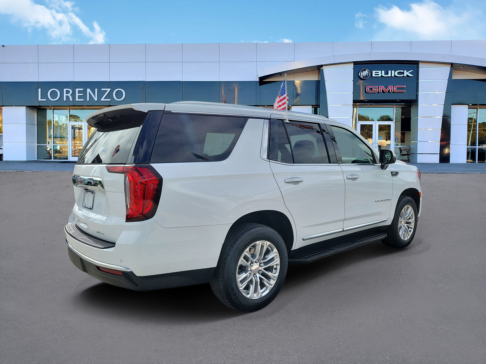 Used 2023 GMC Yukon SLT w/ SLT Premium Package RWD image 5