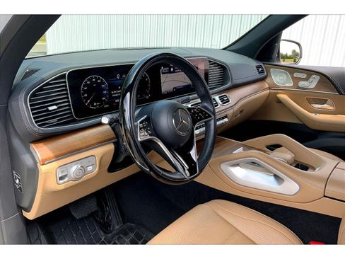 Used 2024 Mercedes-Benz GLE 350 4MATIC image 13