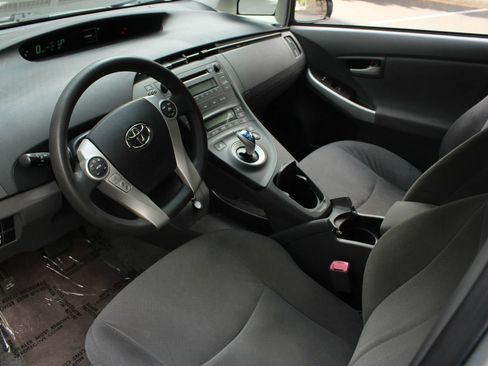 Used 2010 Toyota Prius Three FWD image 13