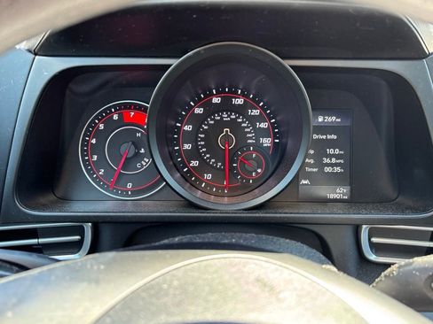 Used 2021 Hyundai Elantra SEL image 13