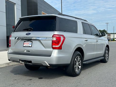 Used 2019 Ford Expedition Max XLT image 7