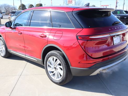 Used 2025 Lincoln Corsair FWD image 7