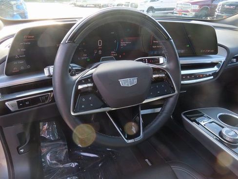 Used 2024 Cadillac Lyriq Luxury w/ LPO, Floor Liner Package image 16