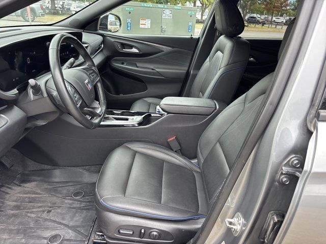 Used 2024 Buick Envista Sport Touring w/ Convenience I Package FWD image 16
