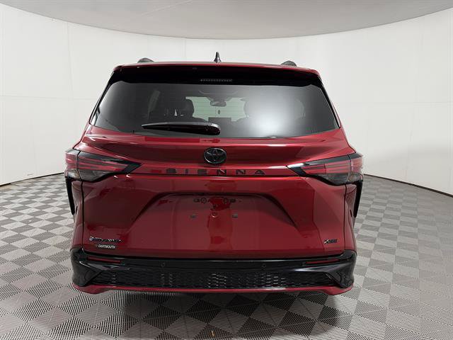Certified 2026 Toyota Sienna XSE AWD/4WD image 6