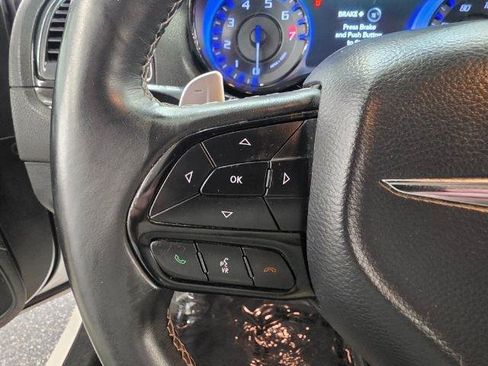 Used 2017 Chrysler 300 S RWD image 11
