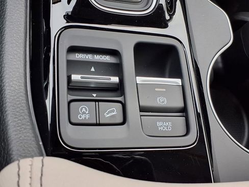 New 2026 Honda Pilot Touring image 21