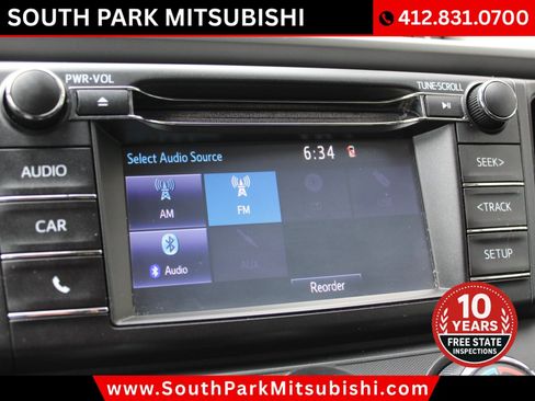 Used 2017 Toyota RAV4 LE image 19