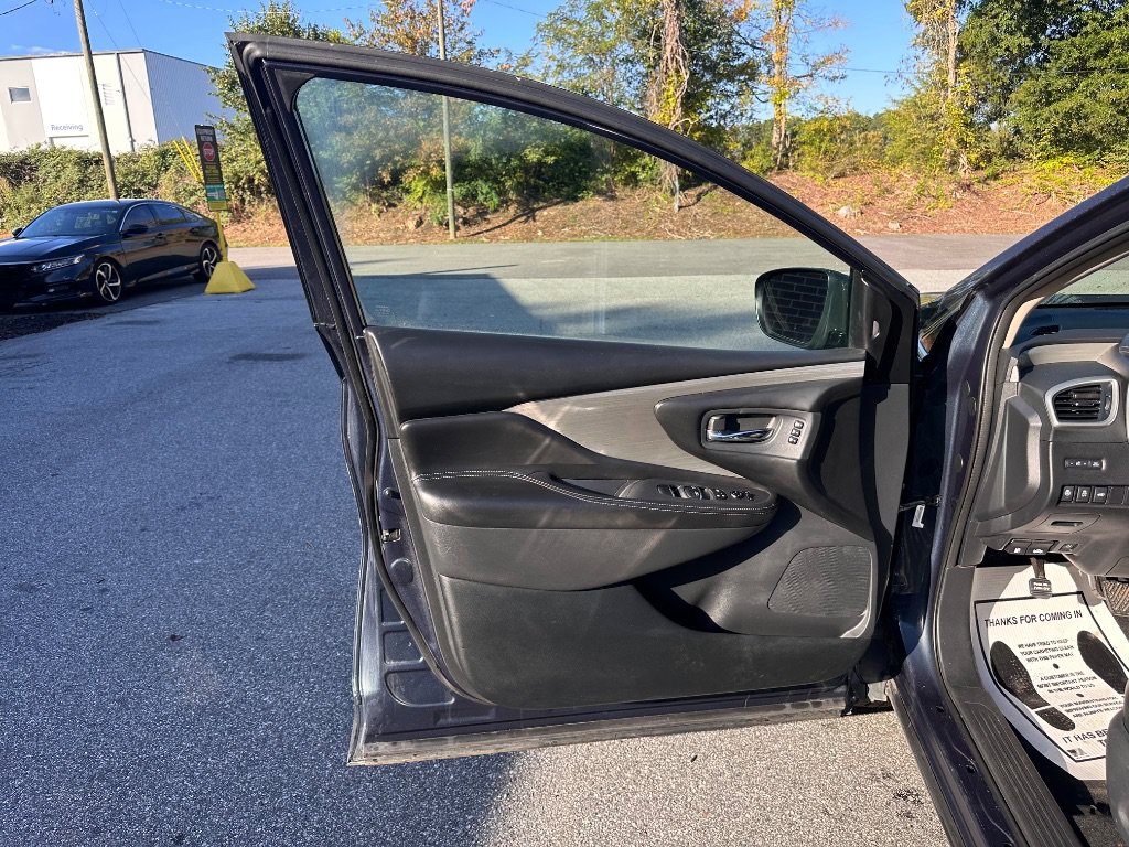 Used 2018 Nissan Murano Platinum AWD/4WD image 9
