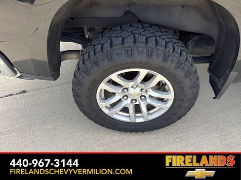 Certified 2021 Chevrolet Silverado 1500 LT w/ Convenience Package II AWD/4WD image 30