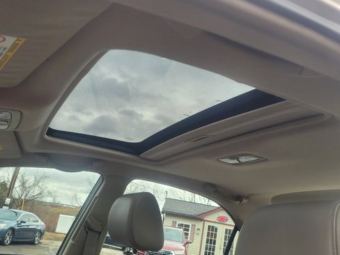 Used 2003 Toyota Camry XLE image 16