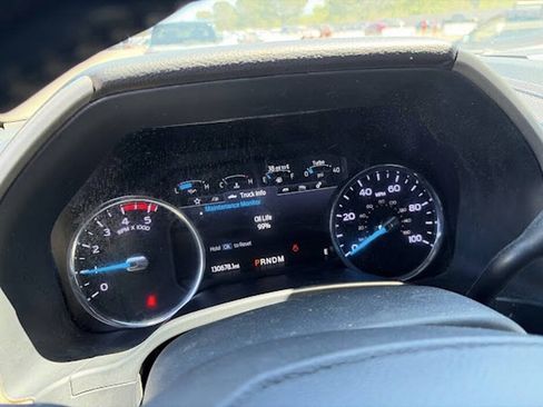 Used 2022 Ford F250 Lariat w/ Lariat Value Package AWD/4WD image 12