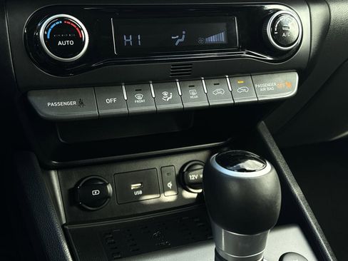 Certified 2023 Hyundai Kona SEL w/ Convenience Package image 20