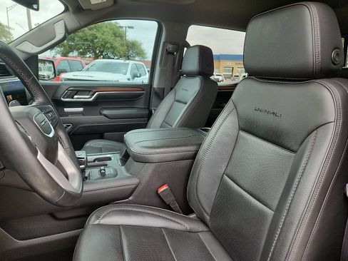 Used 2024 GMC Sierra 1500 Denali AWD/4WD image 14
