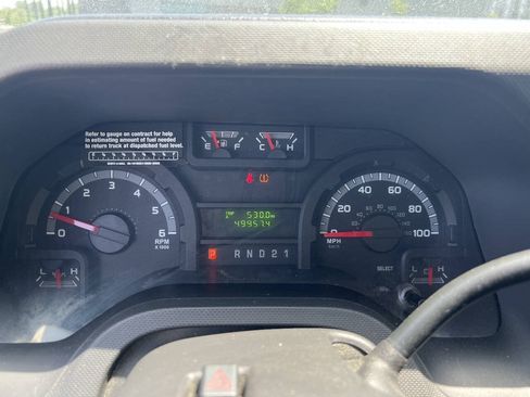 Used 2014 Ford E-250 and Econoline 250 w/ Power Group RWD image 13