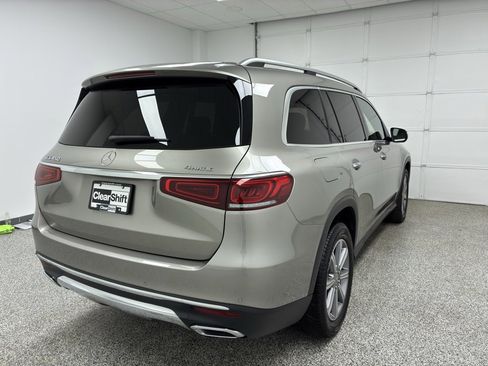 Used 2022 Mercedes-Benz GLS 450 4MATIC image 9