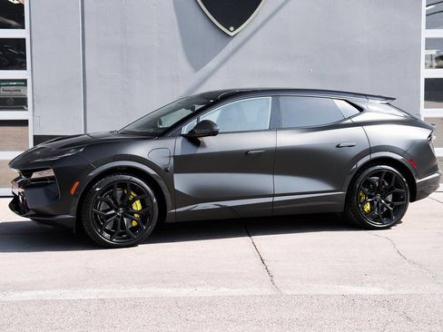 Used 2025 Lotus Eletre AWD/4WD image 9