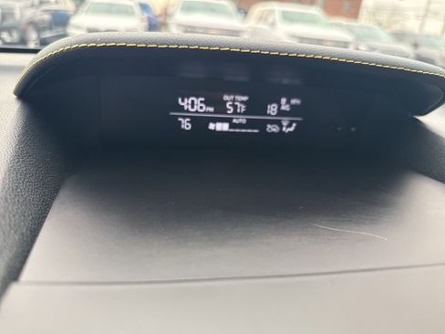 Used 2022 Subaru Crosstrek 2.5i Sport w/ Moonroof Package image 26