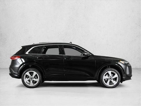 New 2025 Audi Q5 Premium Plus image 5