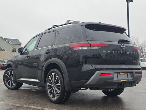 New 2026 Nissan Pathfinder Platinum AWD/4WD image 14