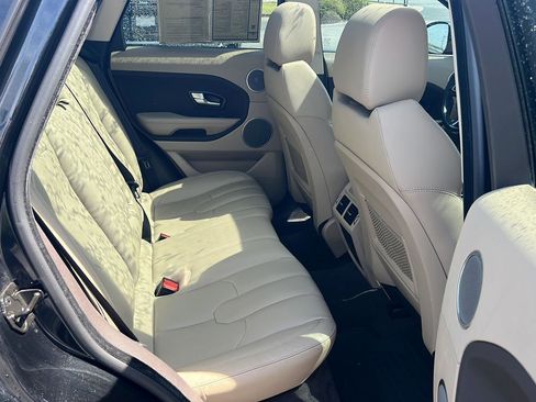 Used 2015 Land Rover Range Rover Evoque Pure Premium image 12