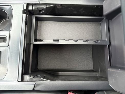 Used 2022 Ford F150 Raptor w/ Raptor 37 Performance Package image 28