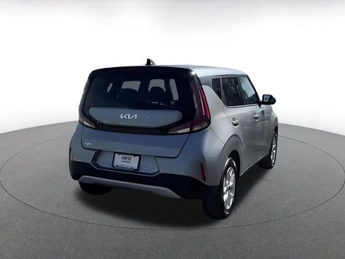 Used 2025 Kia Soul LX w/ LX Technology Package image 14