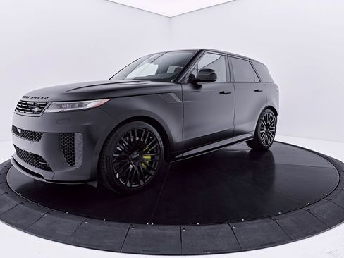 Used 2026 Land Rover Range Rover Sport SV AWD/4WD image 14