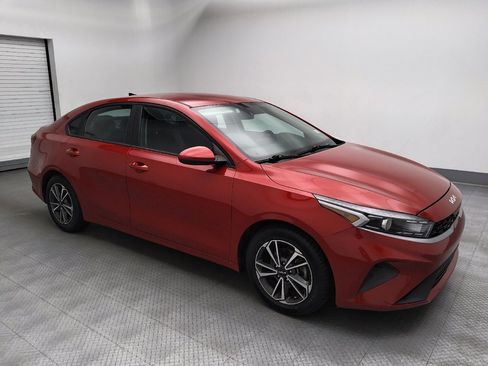 Used 2023 Kia Forte LXS FWD image 13