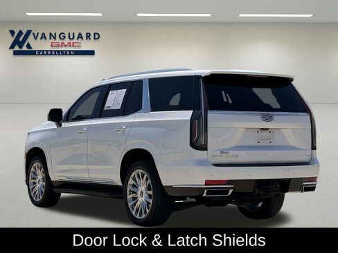 Used 2021 Cadillac Escalade Premium Luxury AWD/4WD image 7