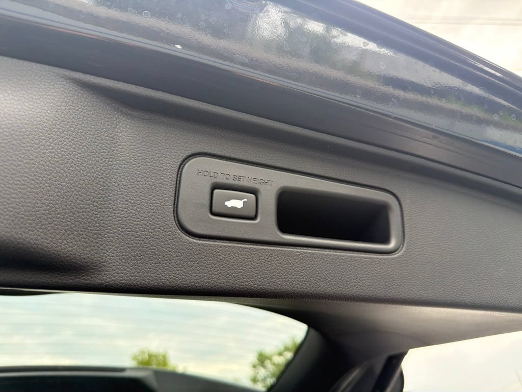 Certified 2025 Honda Pilot TrailSport image 23