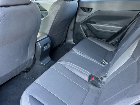 Used 2025 Subaru Crosstrek 2.0i Premium image 11