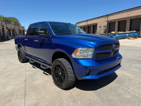 Used 2014 RAM 1500 Express RWD image 11