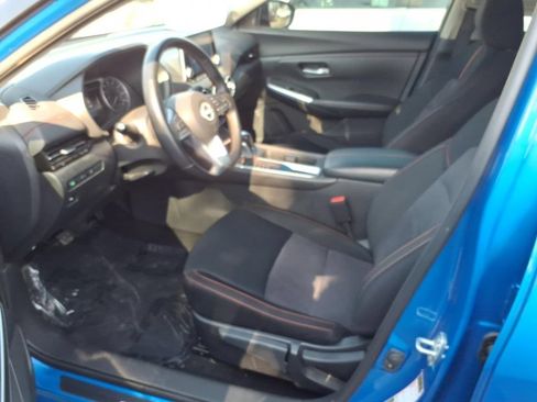 Certified 2025 Nissan Sentra SR FWD image 22