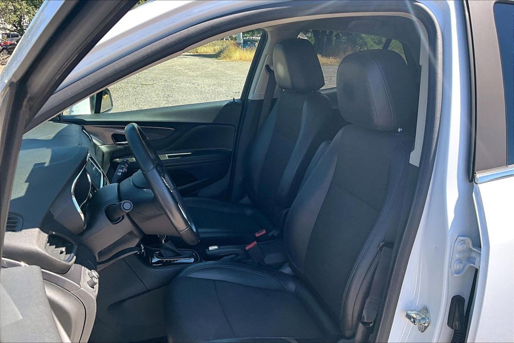 Used 2019 Buick Encore Preferred FWD image 9