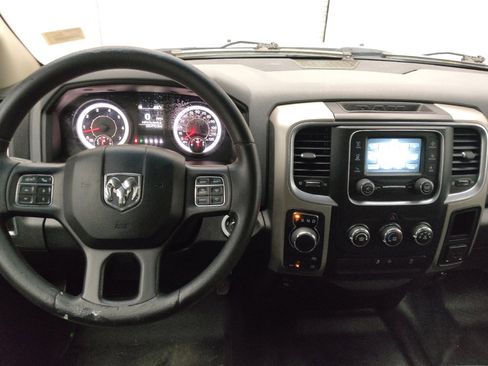 Used 2017 RAM 1500 Classic SLT image 22