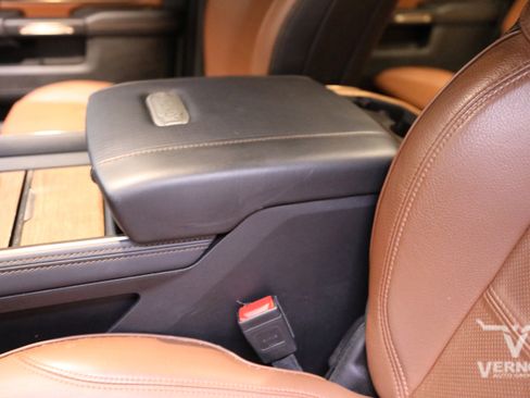 Used 2024 RAM 2500 Limited w/ Safety Group image 15