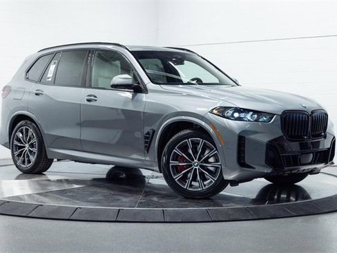 New 2026 BMW X5 xDrive50e image 4