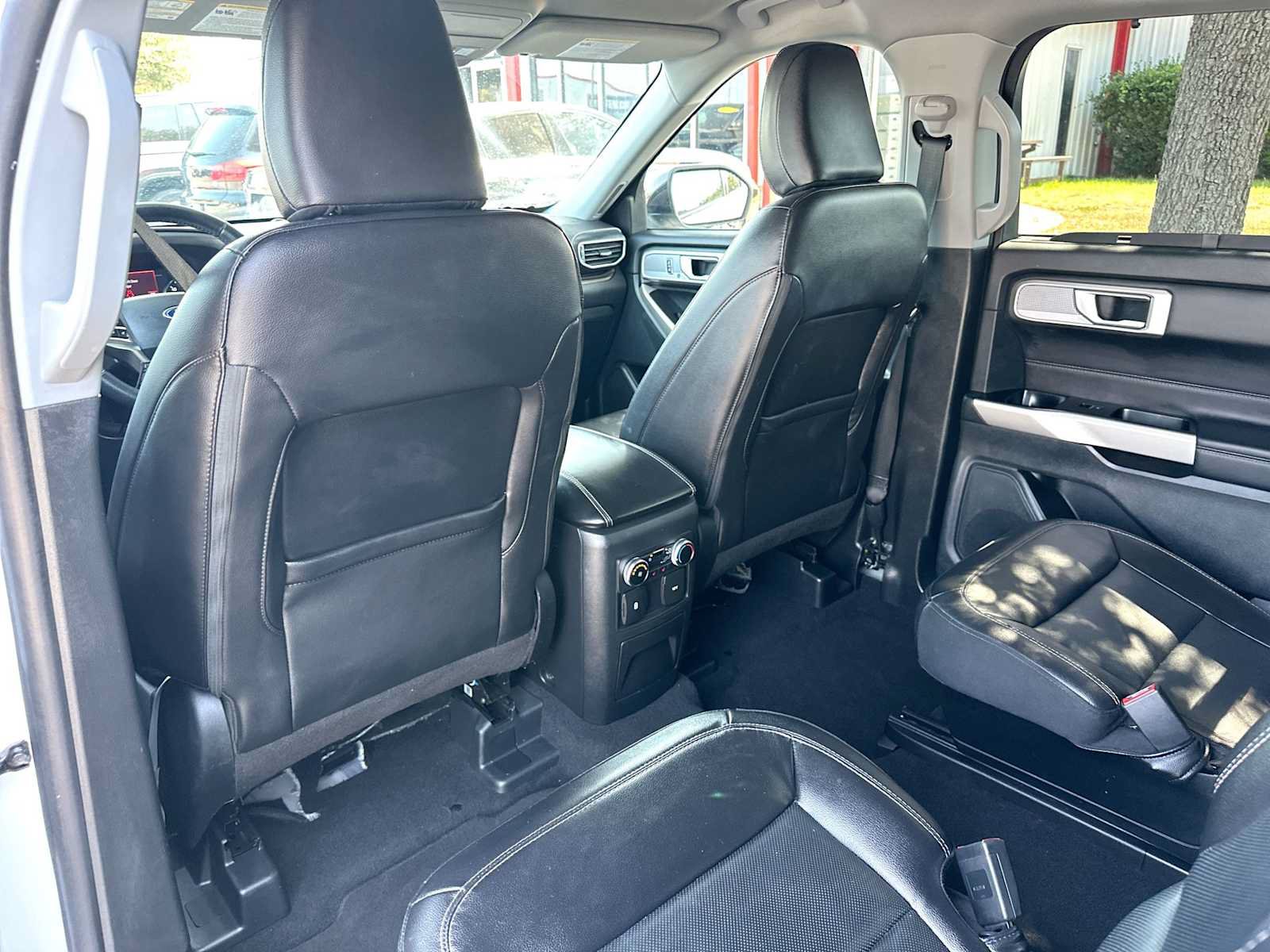Used 2023 Ford Explorer Limited RWD image 24