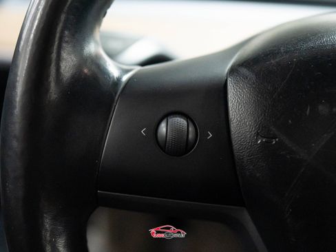 Used 2019 Tesla Model 3 Standard Range Plus image 24