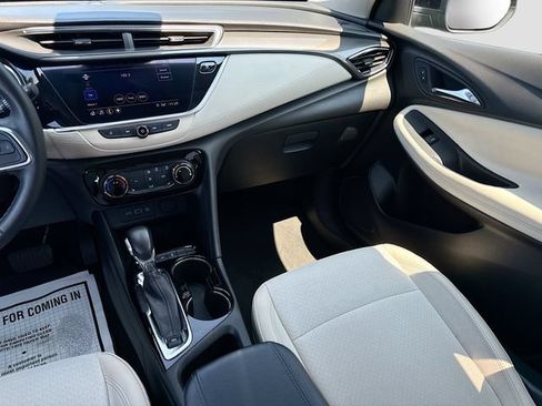 Used 2021 Buick Encore GX Preferred w/ Cold Weather Comfort Package AWD/4WD image 30