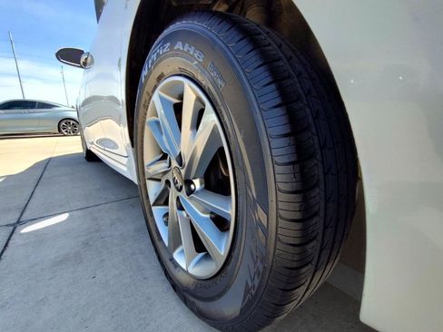 Used 2019 Kia Optima LX FWD image 11