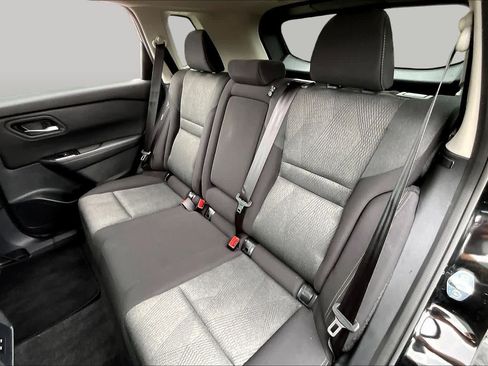 Used 2025 Nissan Rogue SV FWD image 21