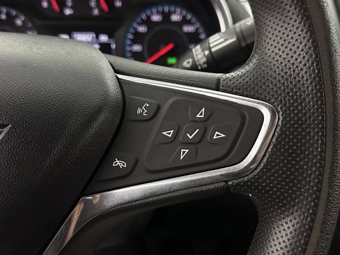 Used 2020 Chevrolet Malibu LT FWD image 19