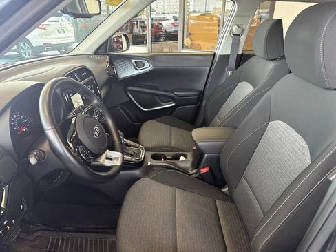 Used 2021 Kia Soul EX FWD image 14
