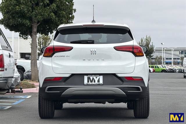 Used 2024 Buick Encore GX Preferred FWD image 5