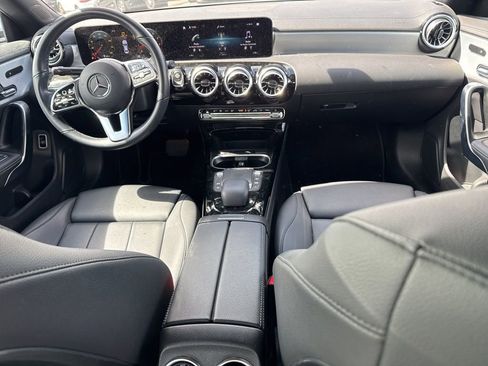 Used 2023 Mercedes-Benz CLA 250 image 7